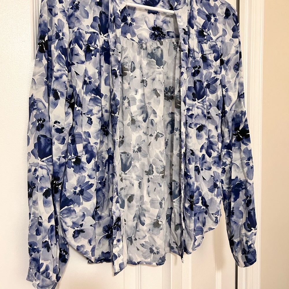 Cloth and Stone floral shirt